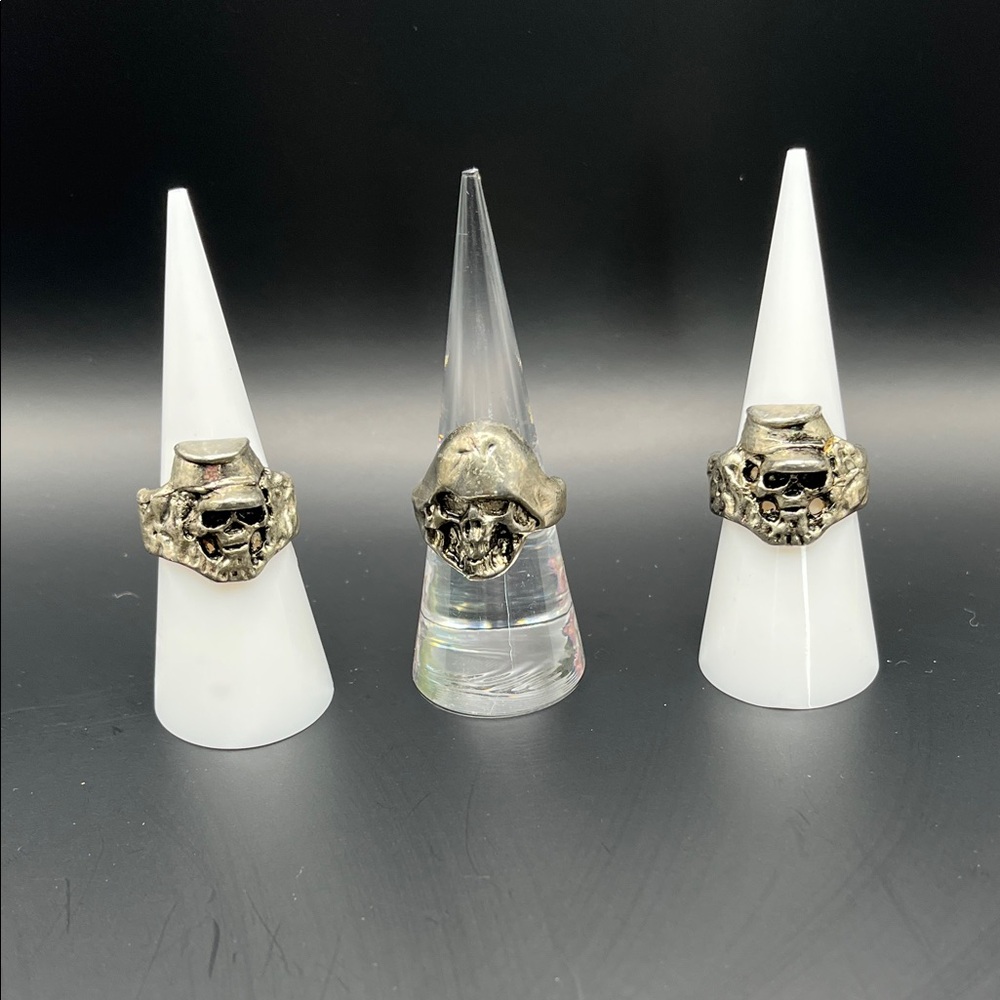 3 Adjustable Silver tone metal Skull Men's Ring - Gothic Style